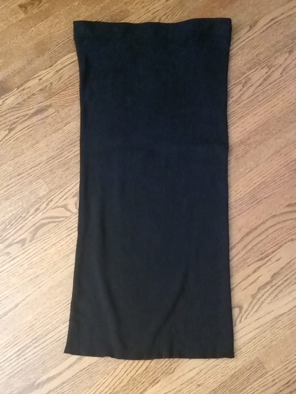 Black Ribbed Elastic Waist Stretchy Skirt Size Medium W 15" L 31"